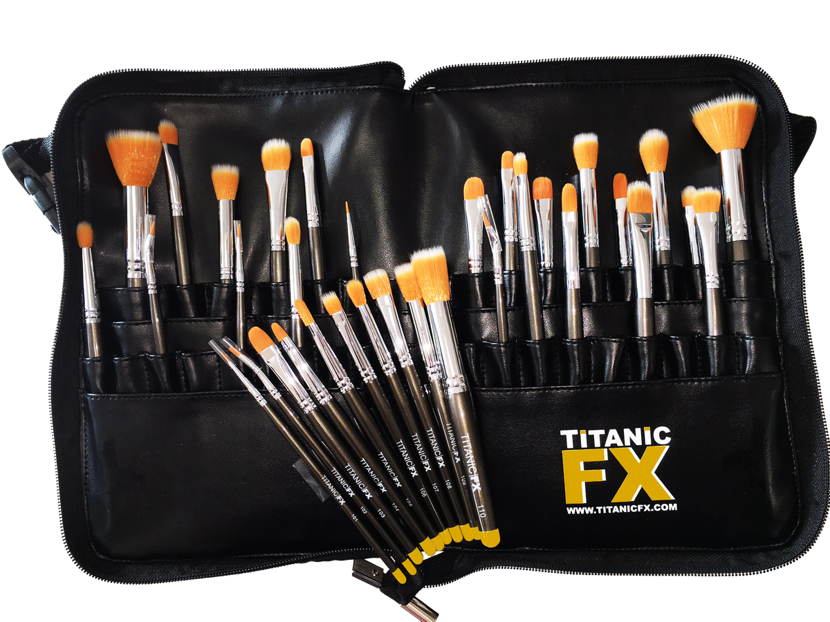 Titanic Pro-FX Brush 107 - Small Round Duo Fiber Stipple Brush